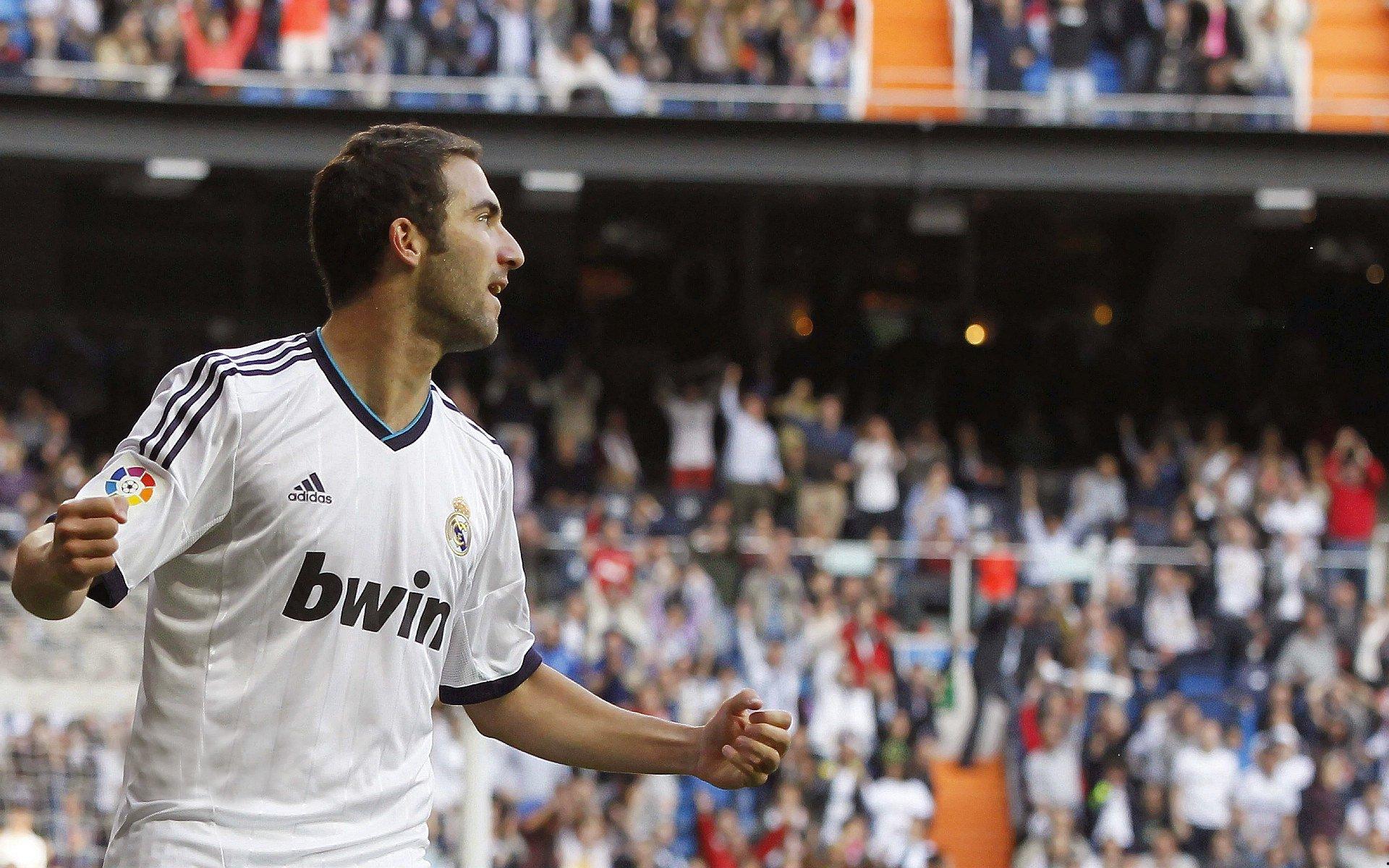 百步穿杨!克莱底角埋伏 不沉球三分速射洞穿篮心